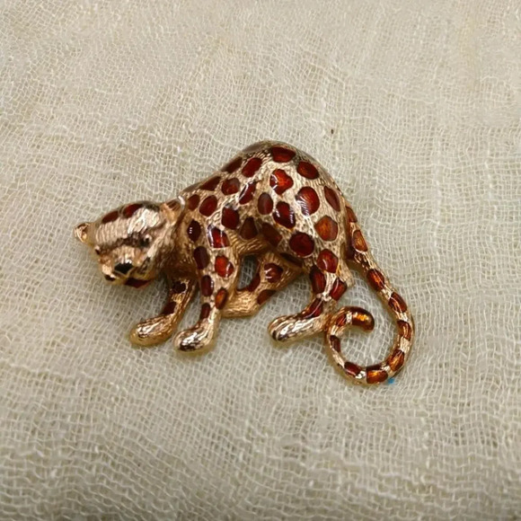 Samsan Jaguar Leopard Cheetah Pin Brooch​ - Picture 1 of 6